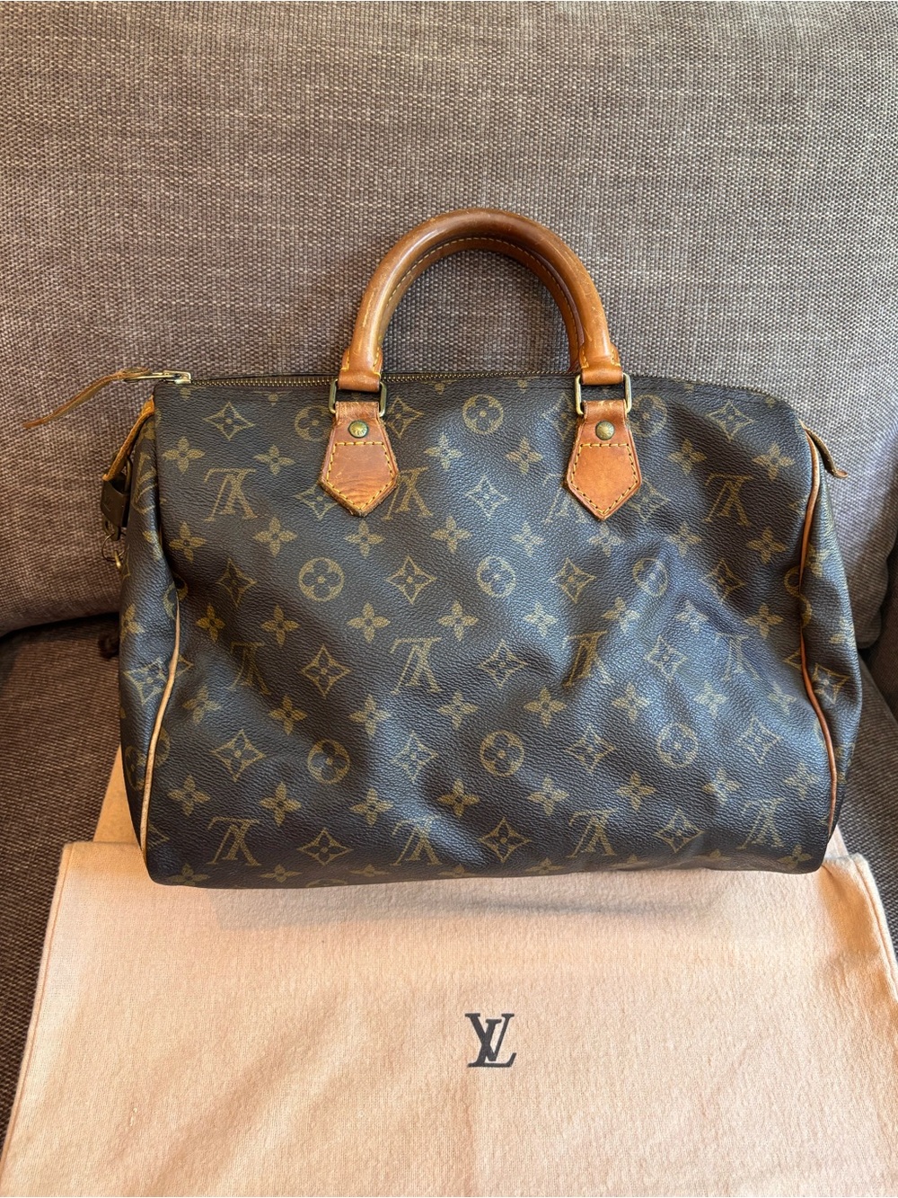 Authentic Louis Vuitton Speedy 30 monogram satchel vintage